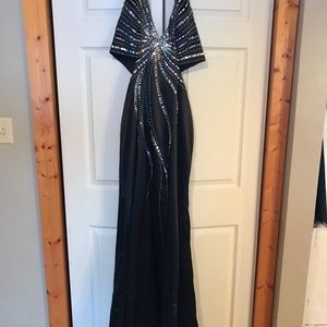 Black Floor-Length Formal/Prom Dress